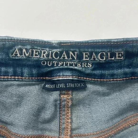 American Eagle Hi Rise Shortie Next Level Stretch Jean Shorts Size 6 - Picture 2 of 7